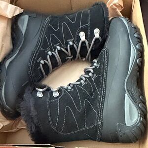 Merrill Yokota Polar Waterproof Women's Black Winter Boots
